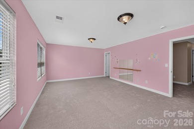 Designed with both elegant entertaining and everyday comfort in - photo 33