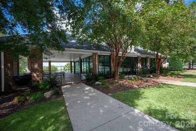 Designed with both elegant entertaining and everyday comfort in - photo 42