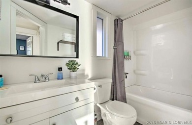 Back on the market with updates and a $10K flooring credit - photo 11