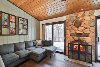 You will not want to miss this stunning three bedroom, three - photo 18