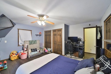 You will not want to miss this stunning three bedroom, three - photo 25