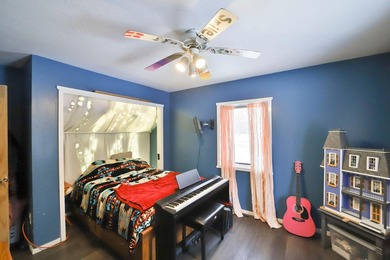 You will not want to miss this stunning three bedroom, three - photo 29