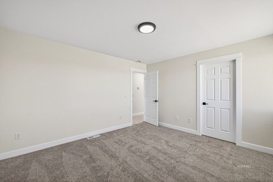 Welcome to 412 Edgebrook Way, if you have seen this home before - photo 33