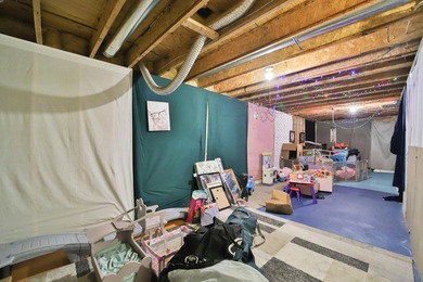 You will not want to miss this stunning three bedroom, three - photo 49