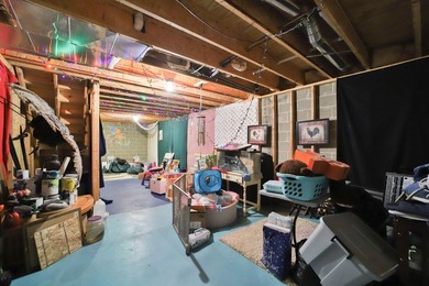 You will not want to miss this stunning three bedroom, three - photo 50