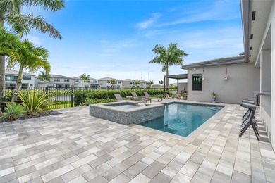 Fully renovated Sumatra Grand model in the highly desirable - photo 51