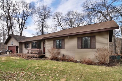 You will not want to miss this stunning three bedroom, three - photo 57