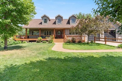 Beautifully updated 4-bedroom, 3-bath home situated on just - photo 1