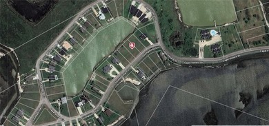 This amazing spacious waterfront lot in the well-established - photo 2