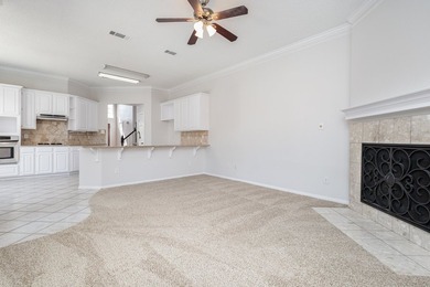 Incredible 5 bedroom, 3.5 bath in Lakes of Coppell. Sparkling - photo 14