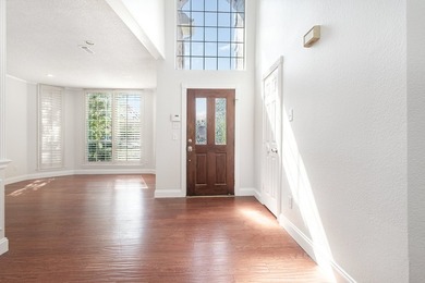 Incredible 5 bedroom, 3.5 bath in Lakes of Coppell. Sparkling - photo 15