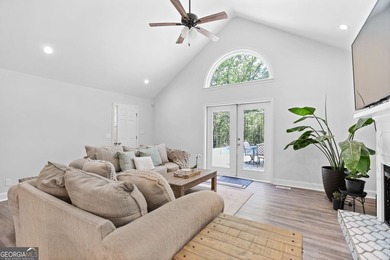 Welcome to your own private retreat, where peaceful country - photo 16