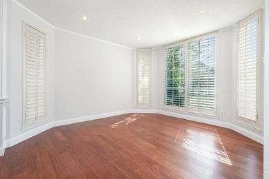 Incredible 5 bedroom, 3.5 bath in Lakes of Coppell. Sparkling - photo 16