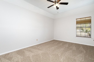 Incredible 5 bedroom, 3.5 bath in Lakes of Coppell. Sparkling - photo 24