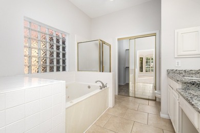 Incredible 5 bedroom, 3.5 bath in Lakes of Coppell. Sparkling - photo 29