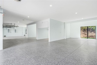 Newly constructed directly on the Atlantic, this home sets a new - photo 31
