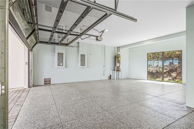 Newly constructed directly on the Atlantic, this home sets a new - photo 32
