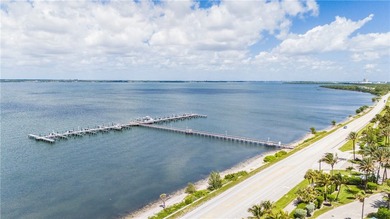 Newly constructed directly on the Atlantic, this home sets a new - photo 35