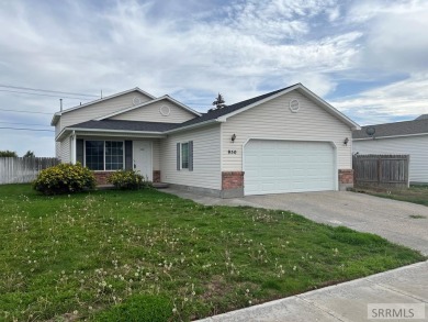 Lake Home For Sale in Idaho Falls, Idaho