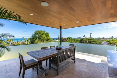 This stunning home is ready for you to live the ultimate Hawaii - photo 12