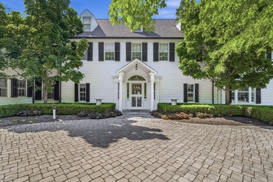 In 1925, Howard Van Doren Shaw's final Lake Geneva architectural - photo 20