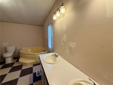 Affordable coastal living in desirable Flour Bluff! Situated on - photo 21