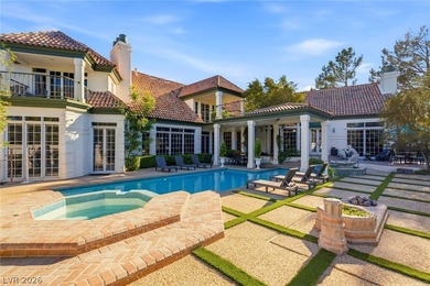 A rare offering in Las Vegas, this timeless Hampton-style estate - photo 6