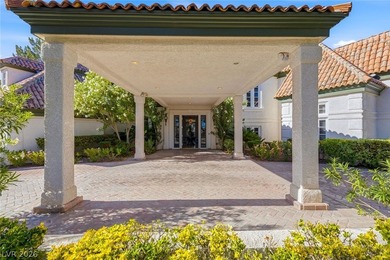 A rare offering in Las Vegas, this timeless Hampton-style estate - photo 10