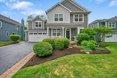 Step inside this stunning Foxford Hills 4-bedroom, 3.5-bath - photo 1