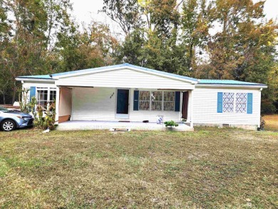 Lake Home For Sale in Quincy, Florida