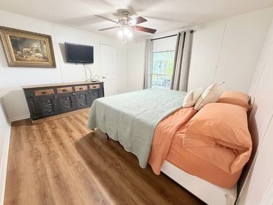Stunning Waterfront Retreat on Toledo Bend Lake Welcome to your - photo 44