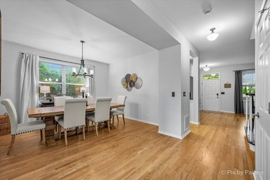 Step inside this stunning Foxford Hills 4-bedroom, 3.5-bath - photo 9