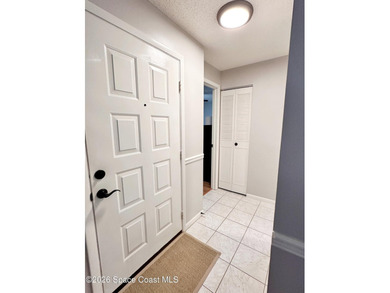 Very well maintained home in quiet established neighborhood - photo 6