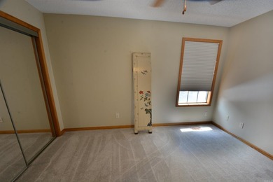 Lakefront condo on tumbling creek is ideal for Full-time living - photo 13