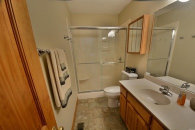 Lakefront condo on tumbling creek is ideal for Full-time living - photo 14