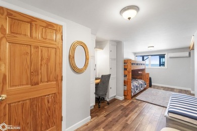 EXPERIENCE LAKESIDE LIVING FOR SO MUCH LESS IN PURCHASE PRICE - photo 19