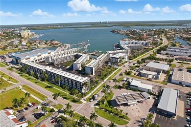 Marco Island Area Condo Sale Pending in Marco Island Florida
