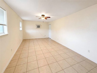 Discover this charming home with a detached guest house in - photo 4