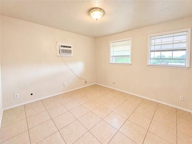 Discover this charming home with a detached guest house in - photo 6
