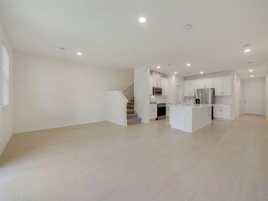 Welcome to this beautifully designed 3-bedroom, 2.5-bathroom - photo 11