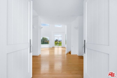 Nestled within the prestigious gated Cavalleri Estates enclave - photo 14