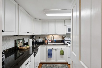 Experience an extraordinary opportunity to own one of downtown - photo 18
