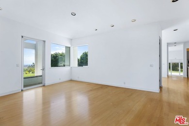 Nestled within the prestigious gated Cavalleri Estates enclave - photo 23