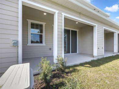 Welcome to this beautifully designed 3-bedroom, 2.5-bathroom - photo 25