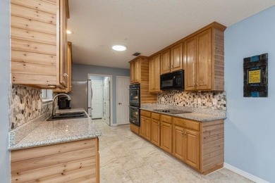 BACK ON MARKET WITH NO FAULT TO SELLER. NEW HARDWOOD LAMINATE - photo 28