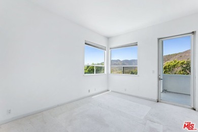 Nestled within the prestigious gated Cavalleri Estates enclave - photo 32