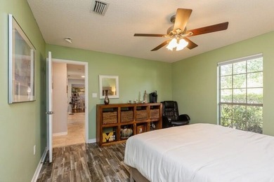 BACK ON MARKET WITH NO FAULT TO SELLER. NEW HARDWOOD LAMINATE - photo 35