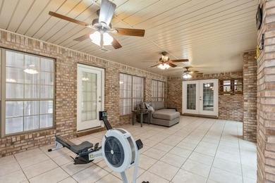 BACK ON MARKET WITH NO FAULT TO SELLER. NEW HARDWOOD LAMINATE - photo 44