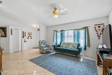 RARE find! This well-maintained 3/2/2 home sits on a half-acre - photo 6