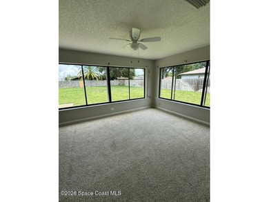 Welcome home to this charming 3-bedroom, 2-bathroom - photo 4
